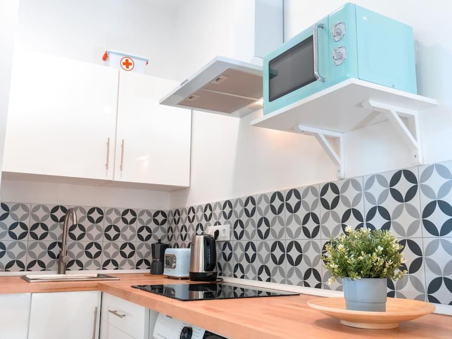 Acogedor Estudio En Triana Con Jacuzzi Y Wifi Sevilla Exteriér fotografie