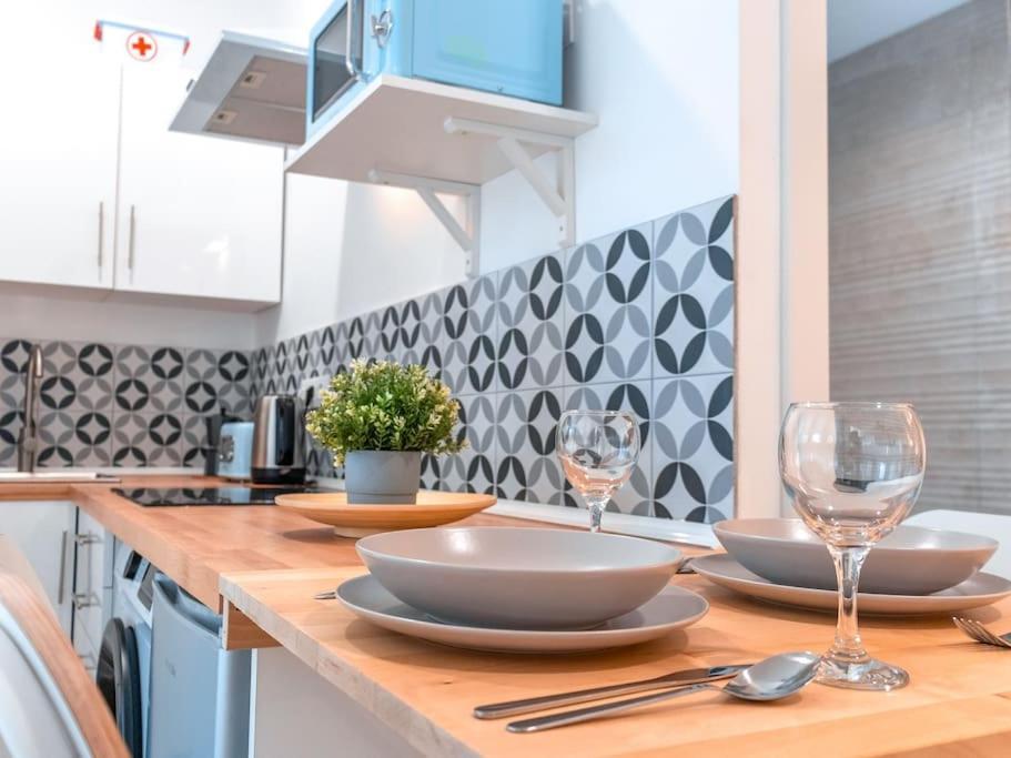 Acogedor Estudio En Triana Con Jacuzzi Y Wifi Sevilla Exteriér fotografie