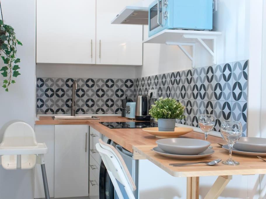 Acogedor Estudio En Triana Con Jacuzzi Y Wifi Sevilla Exteriér fotografie